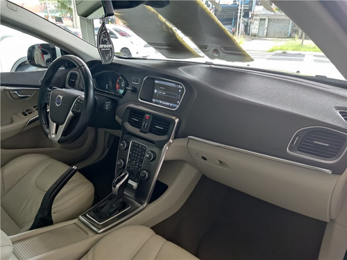Volvo V40 2.0 T4 DYNAMIC TURBO GASOLINA 4P AUTOMÁTICO