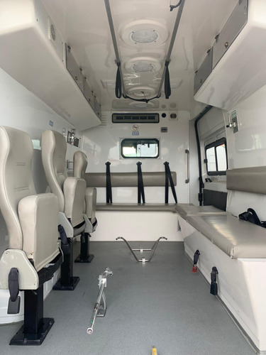Imagen 14 de 14 de Ram 2500 Promaster Modelos 2015 Ambulancia De Traslado Tipo1