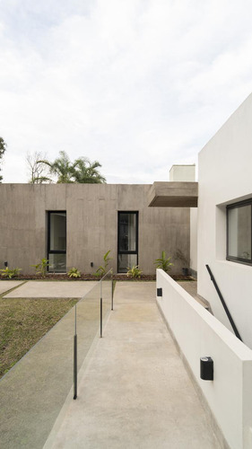 Casa En Country Las Yungas
