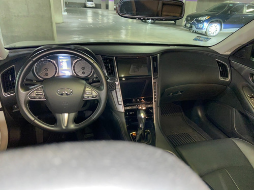 Infiniti Q50 3.7 Perfection Mt