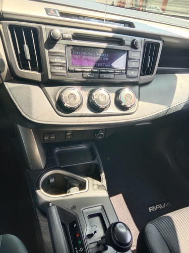 Toyota RAV4 2.5 Le At