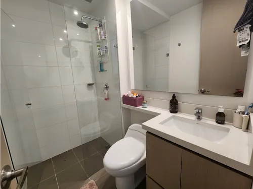Venta De Apartaestudio En Altos Del Poblado.