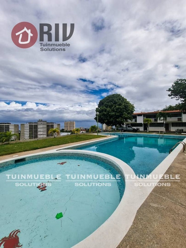 Imagen 4 de 28 de Venta - Town House En Naiguatá. La Guaira.