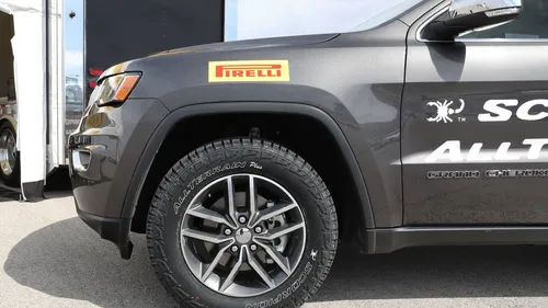 Llanta Pirelli 225/65r17 Scorpion All Terrain Plus