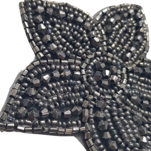 Aplique Termoadhesivo Bordado Flor C/ Canutillos X Par Negro