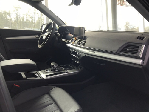Imagen 6 de 7 de Audi Q5 Offroad 45 Tfsi