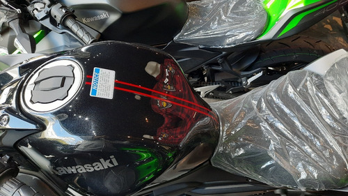 Imagen 3 de 8 de Kawasaki Z650 Abs Kawasaki Madero 2023