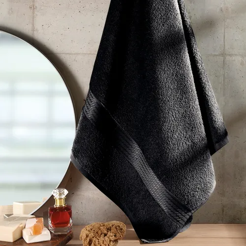 Toalla Baño Extra Prisma 86 X 150 Cm 100% Algodón Color Negro
