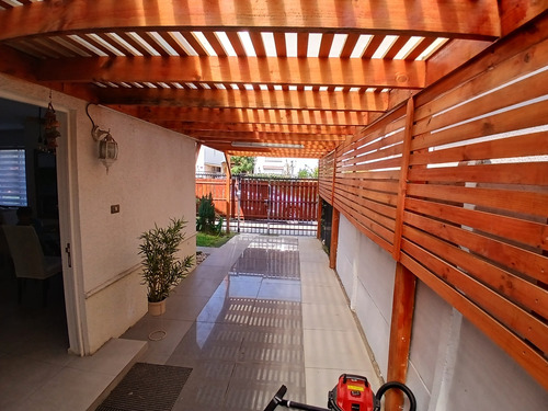 Se Vende Casa Aislada 3 Dorm. 3 Baños En Padre Hurtado!!