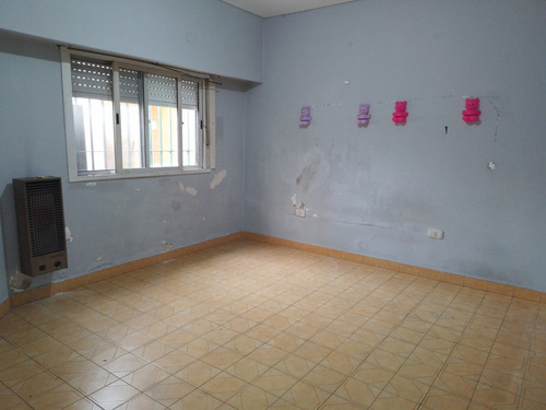 Venta Casa Valentín Alsina Con Cochera