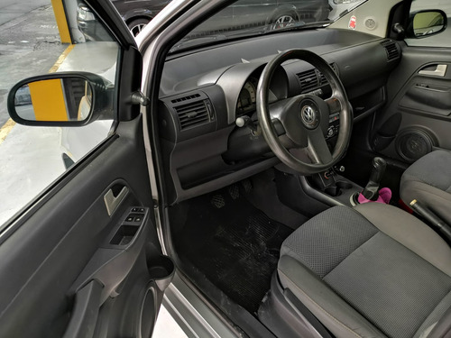 Volkswagen Fox 1.0 Vht Route Total Flex 5p