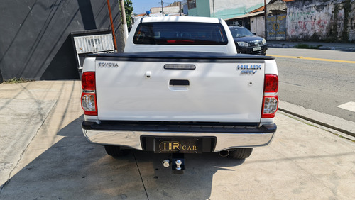 Toyota Hilux 2.7 Srv Cab. Dupla 4x4 Flex Aut. 4p