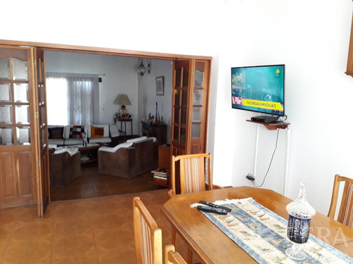 Imagen 7 de 17 de Venta Casa Chalet 4 Ambientes En Don Bosco Quilmes ( 25378) Pileta Y Fondo Libre