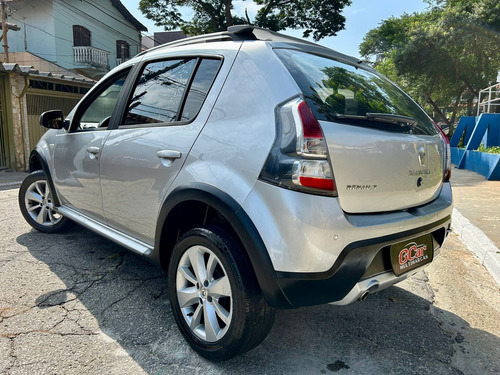 Renault Sandero Stepway 1.6 16v Hi-flex Aut. 5p