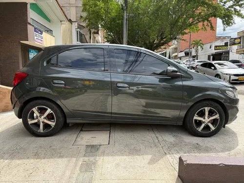 Chevrolet Onix 1.4 Ltz 5 p