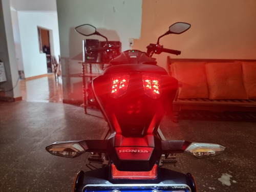 Imagen 8 de 11 de Honda Cb190r