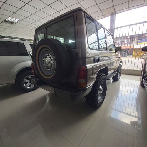 Imagen 3 de 7 de Toyota Machito