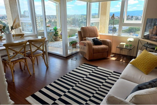Oportunidad En Condominio Los Conquistadores