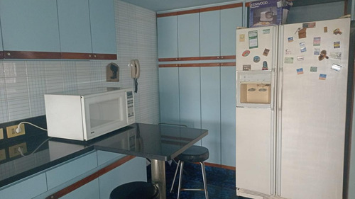 Imagen 6 de 18 de Venta Apartamento 3 Dormitorios Y Servicio Garaje X2 Sobre Rambla