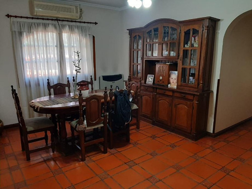 Imagen 10 de 14 de Casa En Venta En Ituzaingo Norte