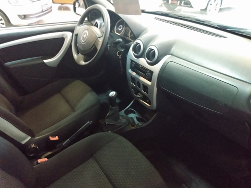Renault Sandero Stepway Confort 1.6 2011