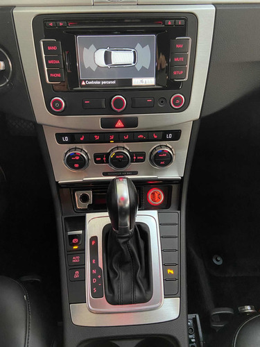 Imagem 10 de 10 de Volkswagen Passat Variant 2014 2.0 Tsi 5p