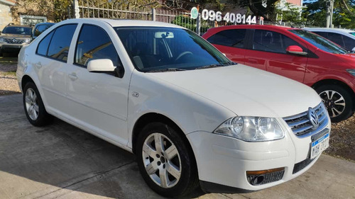 Imagen 4 de 17 de Volkswagen Bora 2013 2.0 Trendline 115cv