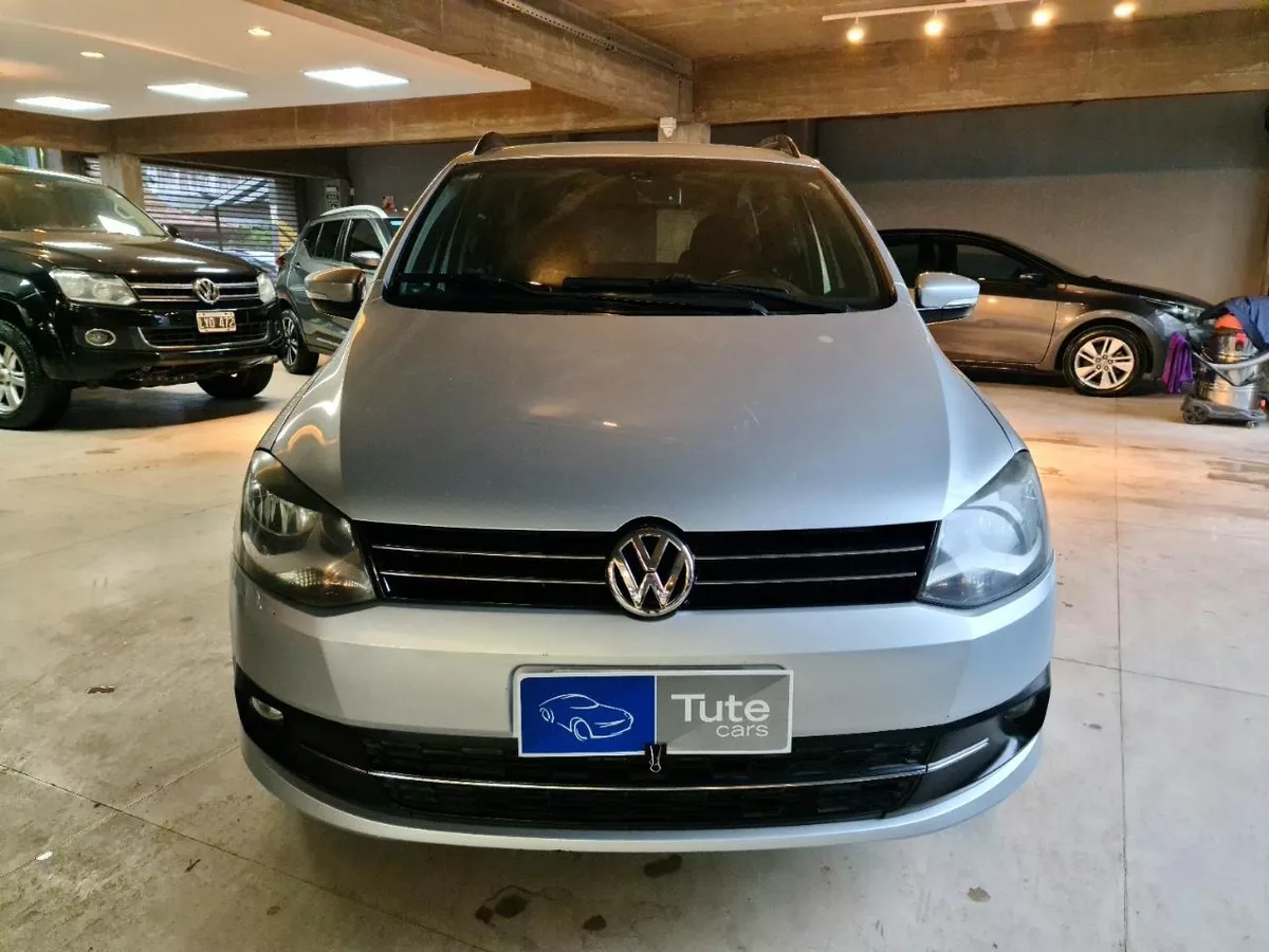 Volkswagen Suran 1.6 Imotion Highline
