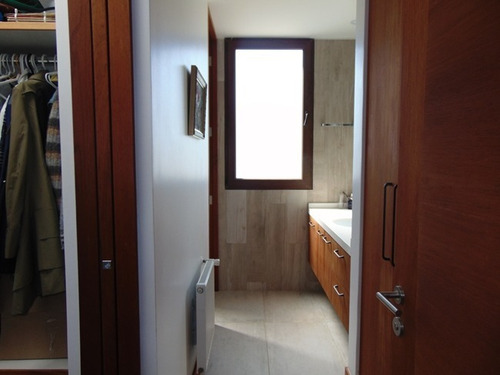 Casa De 2 Pisos En Condominio Las Brisas