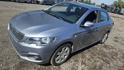 Peugeot 301 1.6 Allure At