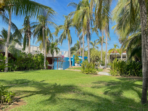 Acapulco Navidad Y Año Nuevo En Casa Playa Encantada , Te Ponemo El Asador A Pie De Playa, El Carbon Y De Regalo Un Mandil, Para Que Hagas Tu Parrillada, En Traje De Baño, Ademas Leña Para La Fogata