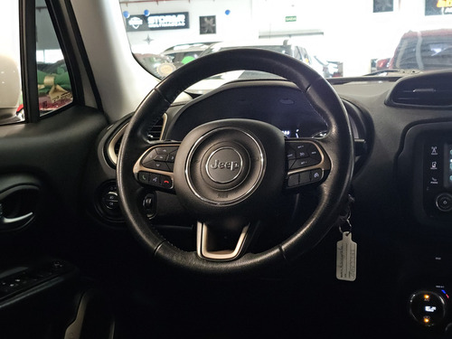 Jeep Renegade 1.8 16V FLEX LONGITUDE 4P AUTOMÁTICO