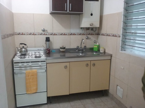 Imagen 5 de 12 de Departamento Tipo Casa En Venta En Wilde Centro