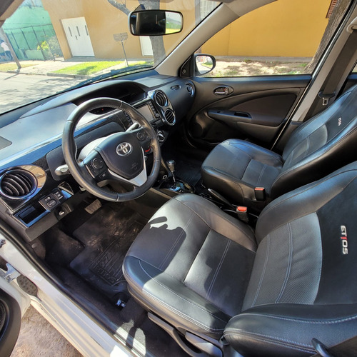 Toyota Etios 1.5 Platinum At