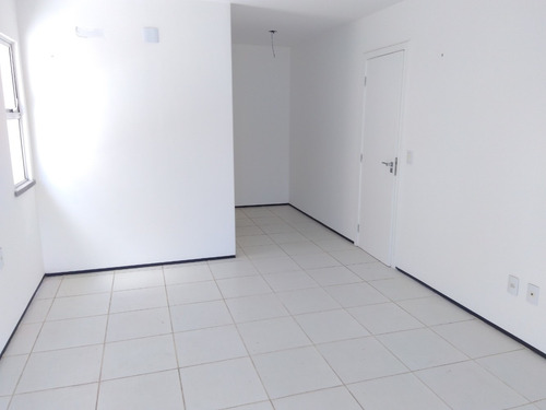 Imagem 7 de 14 de Casa Duplex À Venda Com 170 Metros Em Condomínio Fechado