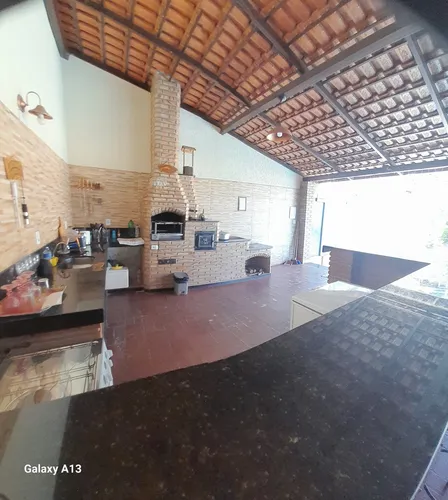 Oportunidade, Linda Casa Plana, Perto De Todo Tipo De Comérc