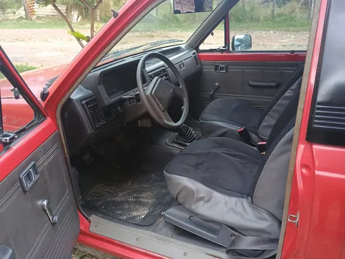 Mazda B2000 2.0 B2000