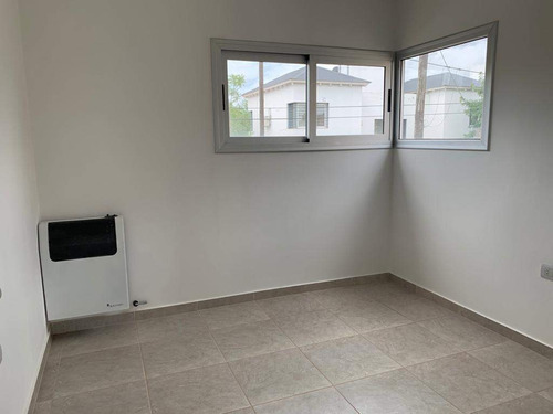 Duplex A Estrenar - Lomas Del Chateau (2 Dorm - 2 Baños Cochera)