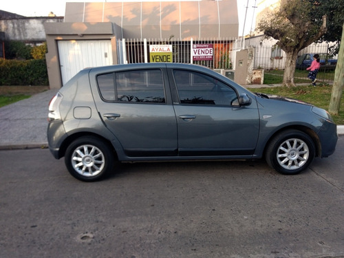 Imagen 2 de 9 de Renault Sandero 2013 1.6 Privilege 105cv