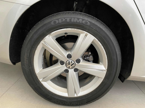 Imagen 13 de 15 de Volkswagen Passat 2013 2.5 Sportline At
