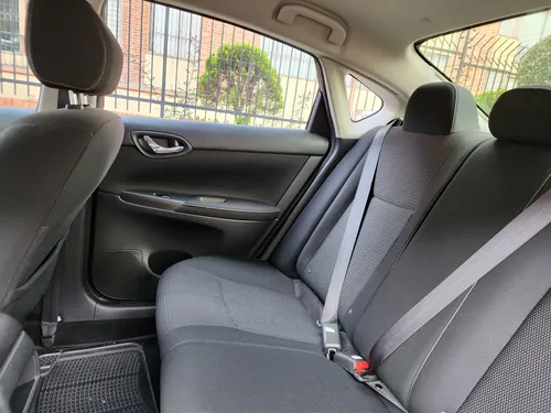 Nissan Sentra 1.8 B17 Fl Sense