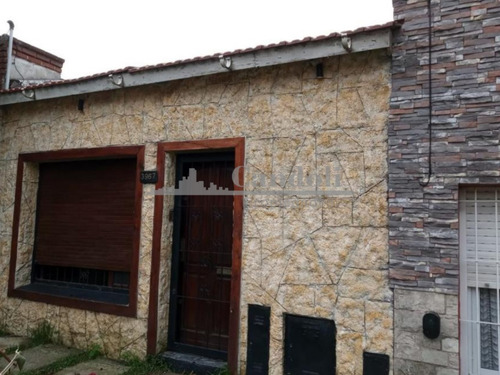 Ph En Venta 2 Ambientes - Barrio San José, Con Patio Y Piscina
