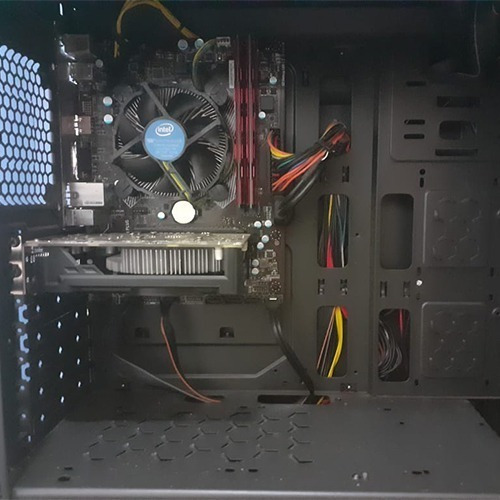 Pc Gamer I3-7100, 16gb De Ram2400hmz, Rx 550 2gb (usado)