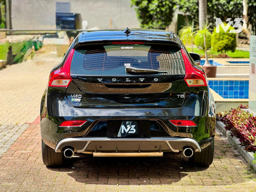 Volvo V40 2.0 T5 R-design Drive-e 5p