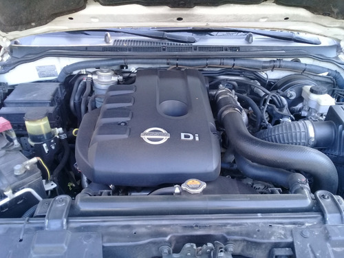 Imagen 15 de 15 de Nissan Frontier 2.5 Le Cab Doble At 4x4