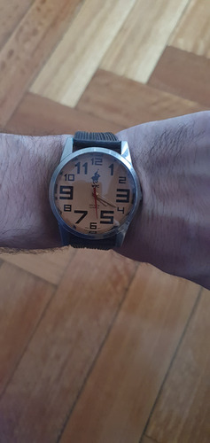 Reloj Wellington Polo Club De Hombre - Malla De Silicona Negro Plateado Naranja