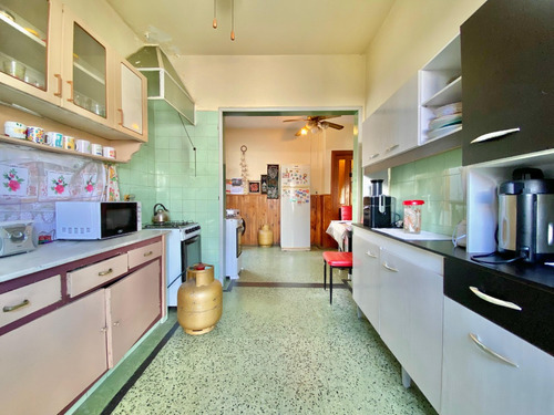 Casa En Venta En El Mejor Punto De Paso Molino, A Pasos Del Prado