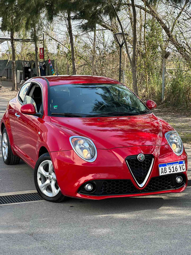 Imagen 1 de 19 de Alfa Romeo Mito 2017 1.4 Superbike 78cv