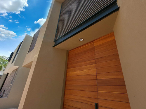 Estrena Residencia En Altozano, De Autor, 3 Recamaras, Sala Tv, Jardín, Luxury