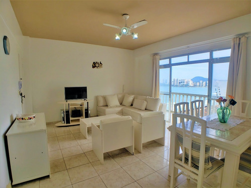 Imagem 4 de 19 de Praia Das Pitangueiras, Guarujá, Frente Para O Mar, 3 Dormitórios (1suíte), Sala Para 2 Ambientes, Vista Panorâmica Par O Mar, 1 Vaga De Garagem - Ap05392 - 68582077